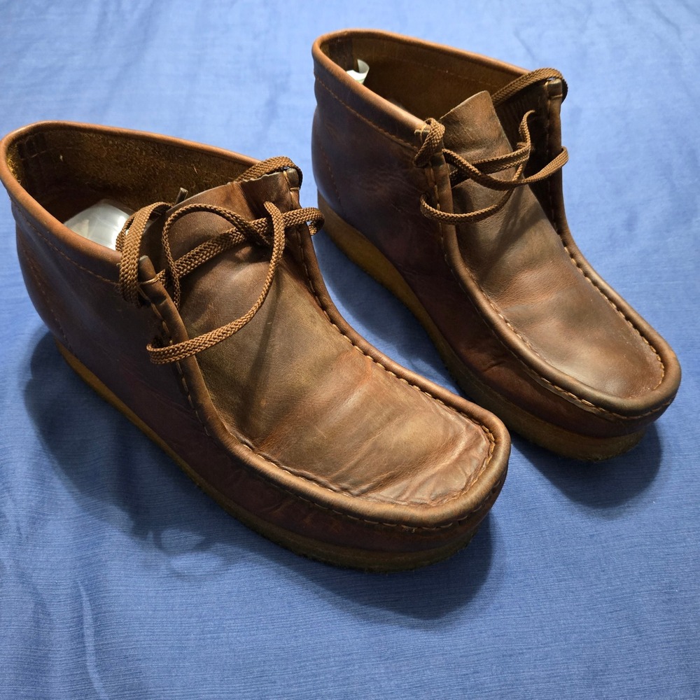 Clarks Wallabee Classic Boot Mens 8.5 Beeswax Brown Good Leather Crepe Gum Sole